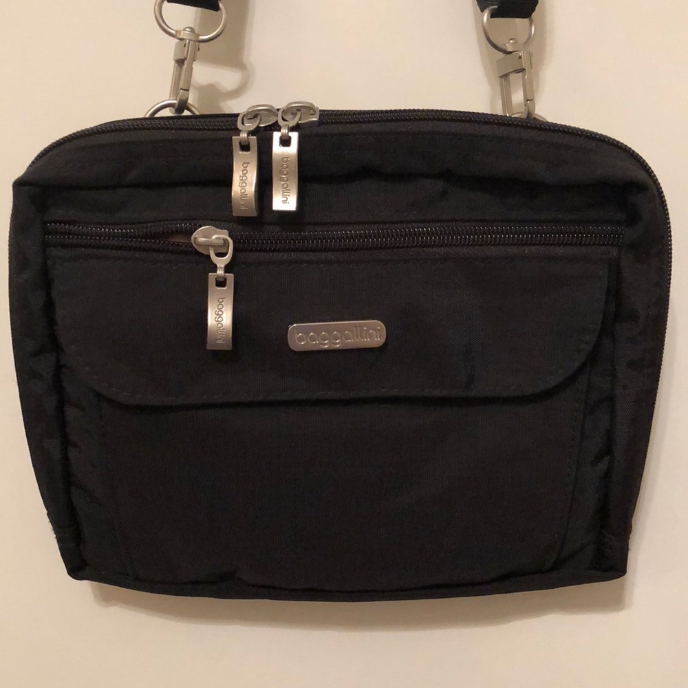 Baggallini purse
